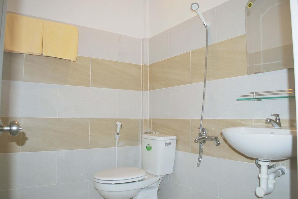 Aiq Hotel Νιν Μπιν Εξωτερικό φωτογραφία