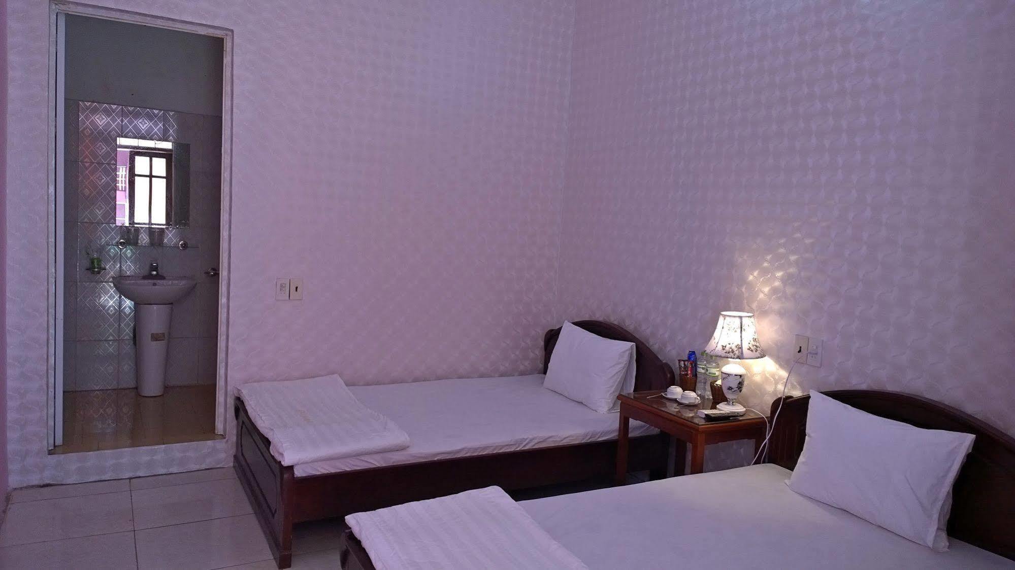 Aiq Hotel Νιν Μπιν Εξωτερικό φωτογραφία
